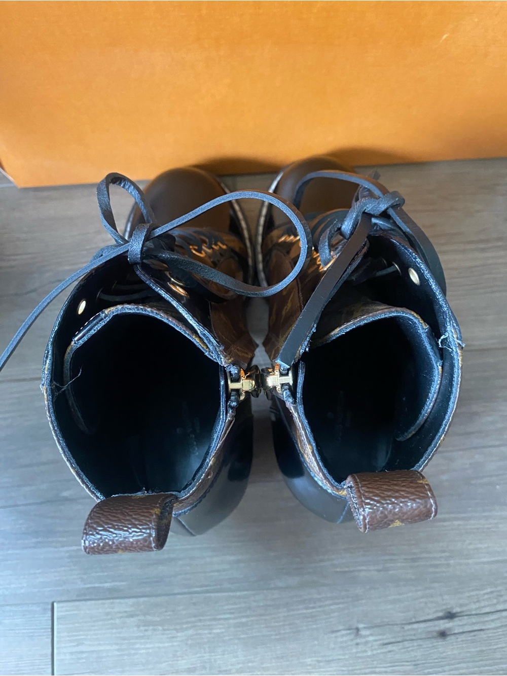 Louis Vuitton Laureate Combat Boots Monogram Canvas Black Leather Size 38.5 Auth - Picture 13 of 16
